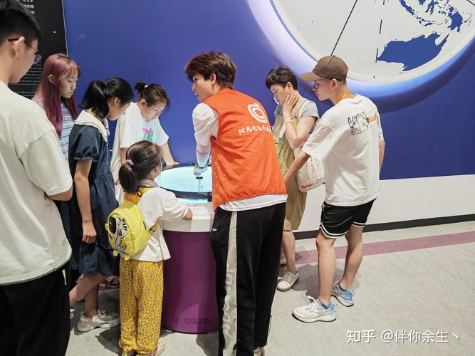 在今后,"机器人工程师小队"将继续开展各类活动,将科技的奥秘转播更远